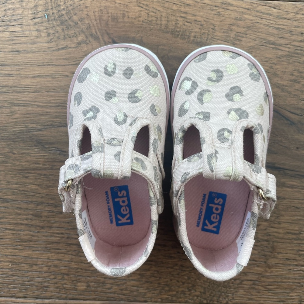 Keds Little kids champion Tstrap (size 3)